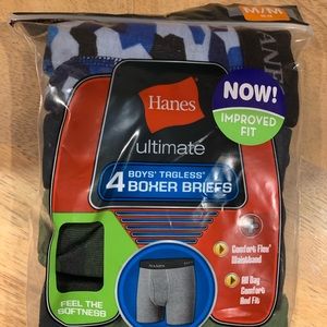 BNWT package of 4 Hanes boxer briefs size M 10/12